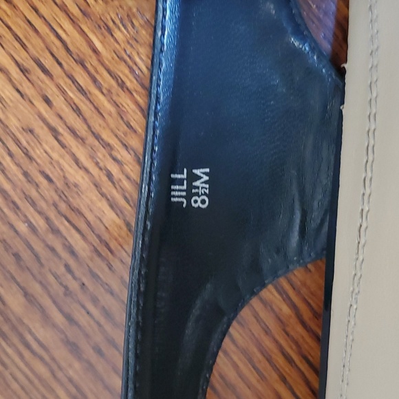 ELLEN TRACY "Jill" Slingback Low Wedge - Picture 6 of 6